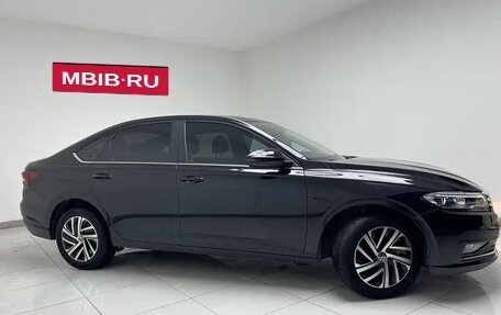 Volkswagen Lavida, 2022 год, 1 650 001 рублей, 8 фотография