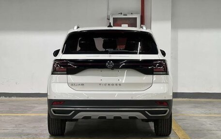 Volkswagen T-Cross I, 2022 год, 1 300 300 рублей, 6 фотография