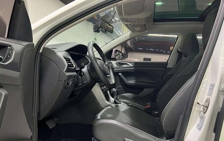 Volkswagen T-Cross I, 2022 год, 1 300 300 рублей, 8 фотография