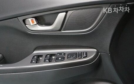 Hyundai Kona I, 2022 год, 1 720 001 рублей, 11 фотография