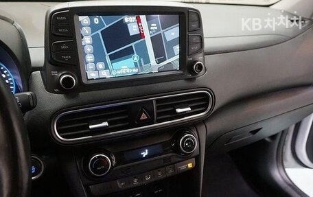 Hyundai Kona I, 2022 год, 1 720 001 рублей, 8 фотография