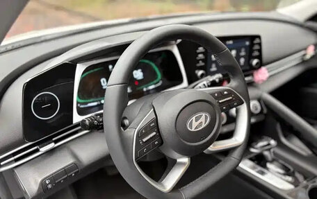 Hyundai Elantra, 2025 год, 1 214 555 рублей, 8 фотография