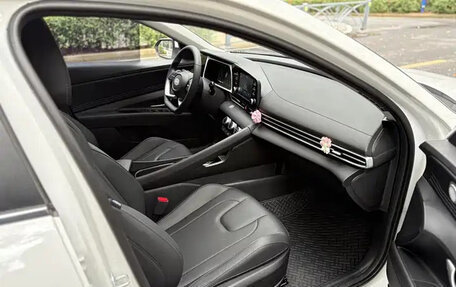 Hyundai Elantra, 2025 год, 1 214 555 рублей, 10 фотография