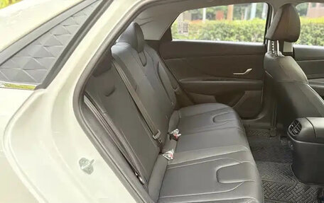 Hyundai Elantra, 2025 год, 1 214 555 рублей, 17 фотография