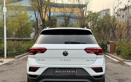 Volkswagen T-Roc I, 2022 год, 1 520 300 рублей, 7 фотография
