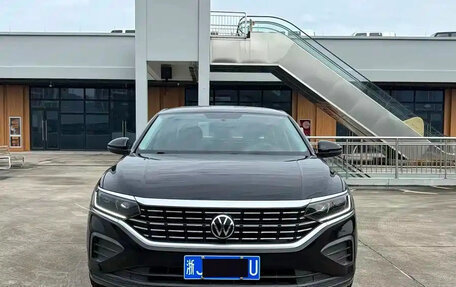 Volkswagen Passat B8 рестайлинг, 2022 год, 1 850 001 рублей, 2 фотография