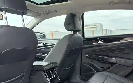 Volkswagen Passat B8 рестайлинг, 2022 год, 1 850 001 рублей, 9 фотография