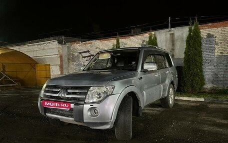 Mitsubishi Pajero IV, 2011 год, 1 800 000 рублей, 1 фотография