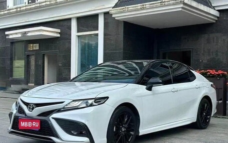 Toyota Camry, 2022 год, 2 380 000 рублей, 1 фотография