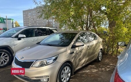 KIA Rio III рестайлинг, 2015 год, 650 000 рублей, 3 фотография