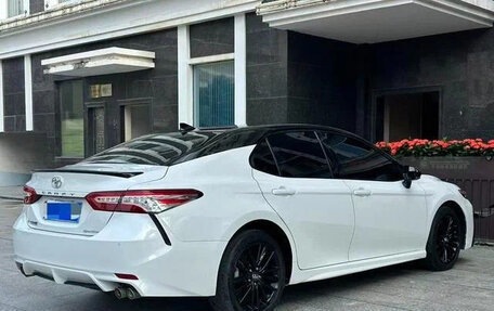 Toyota Camry, 2022 год, 2 380 000 рублей, 4 фотография