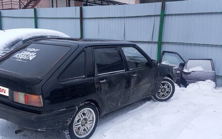 ИЖ 2126 «Ода», 2003 год, 75 000 рублей, 2 фотография