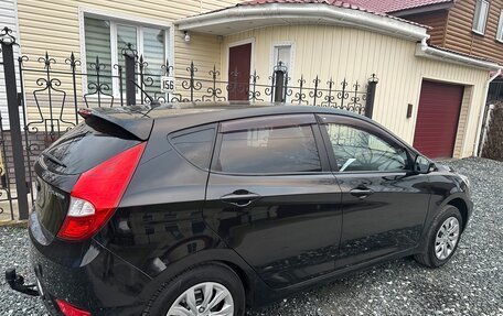 Hyundai Solaris II рестайлинг, 2011 год, 570 000 рублей, 6 фотография