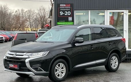 Mitsubishi Outlander III рестайлинг 3, 2018 год, 1 749 000 рублей, 3 фотография