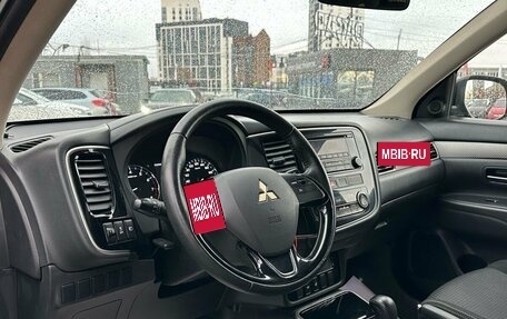 Mitsubishi Outlander III рестайлинг 3, 2018 год, 1 749 000 рублей, 8 фотография