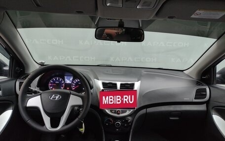 Hyundai Solaris II рестайлинг, 2012 год, 680 000 рублей, 6 фотография