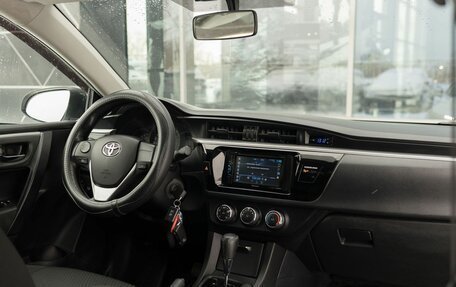 Toyota Corolla, 2014 год, 1 400 000 рублей, 10 фотография