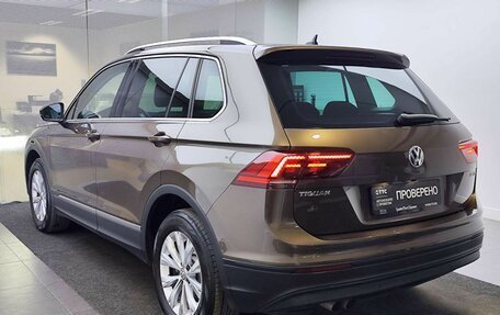 Volkswagen Tiguan II, 2018 год, 2 930 000 рублей, 8 фотография