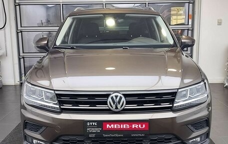 Volkswagen Tiguan II, 2018 год, 2 930 000 рублей, 2 фотография