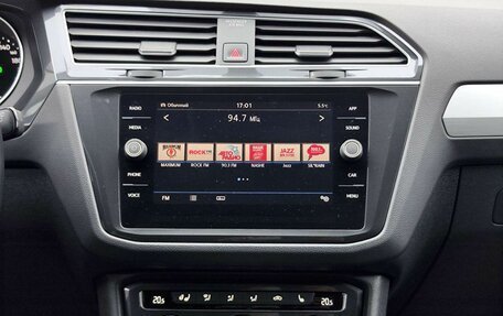 Volkswagen Tiguan II, 2018 год, 2 930 000 рублей, 18 фотография