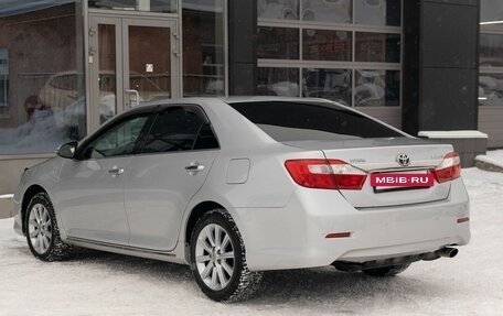Toyota Camry, 2014 год, 1 800 000 рублей, 7 фотография