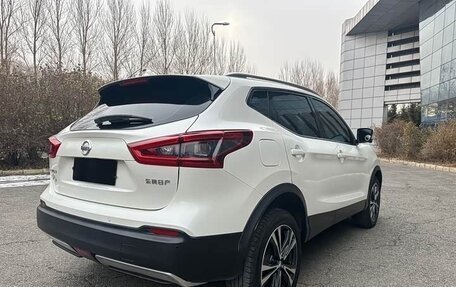 Nissan Qashqai, 2022 год, 1 879 000 рублей, 2 фотография