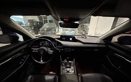 Mazda 3, 2022 год, 1 190 000 рублей, 14 фотография