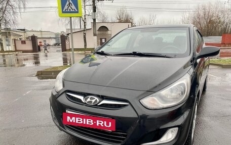 Hyundai Solaris II рестайлинг, 2013 год, 650 000 рублей, 2 фотография