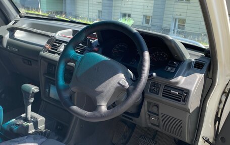 Mitsubishi Pajero III рестайлинг, 1996 год, 990 000 рублей, 5 фотография