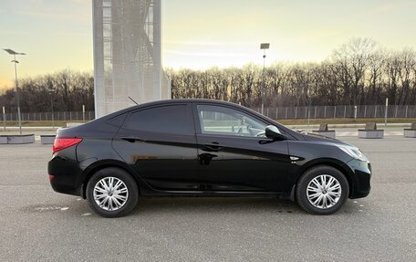 Hyundai Solaris II рестайлинг, 2011 год, 615 000 рублей, 4 фотография