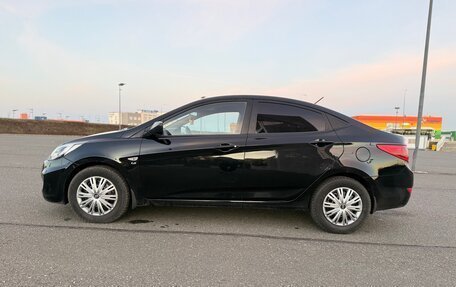 Hyundai Solaris II рестайлинг, 2011 год, 615 000 рублей, 5 фотография