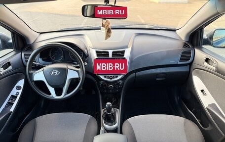 Hyundai Solaris II рестайлинг, 2011 год, 615 000 рублей, 12 фотография