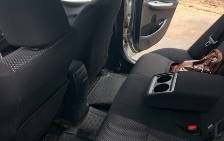 Toyota Corolla, 2011 год, 1 040 000 рублей, 4 фотография