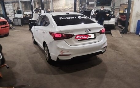 Hyundai Solaris II рестайлинг, 2017 год, 410 000 рублей, 6 фотография