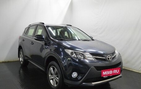 Toyota RAV4, 2015 год, 2 125 000 рублей, 3 фотография