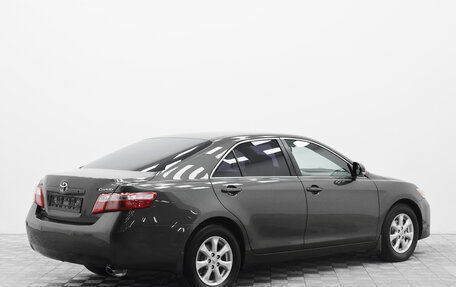 Toyota Camry, 2011 год, 1 240 000 рублей, 2 фотография