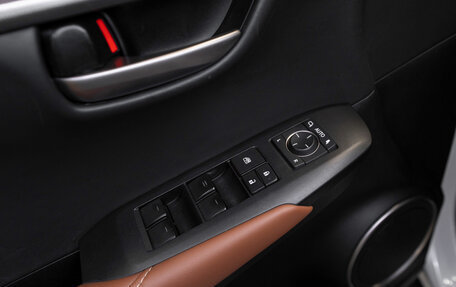 Lexus NX I, 2017 год, 3 390 000 рублей, 19 фотография