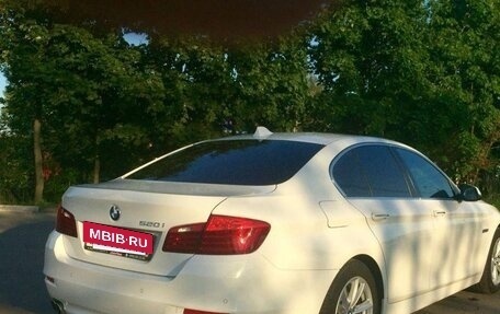 BMW 5 серия, 2014 год, 1 600 000 рублей, 3 фотография