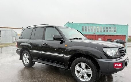 Toyota Land Cruiser 100 рестайлинг 2, 2006 год, 1 700 000 рублей, 3 фотография