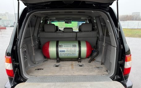 Toyota Land Cruiser 100 рестайлинг 2, 2006 год, 1 700 000 рублей, 7 фотография