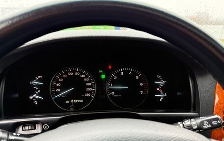 Toyota Land Cruiser 100 рестайлинг 2, 2006 год, 1 700 000 рублей, 13 фотография