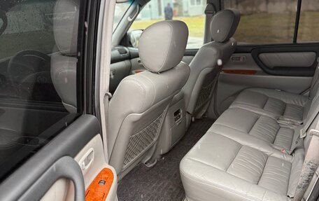 Toyota Land Cruiser 100 рестайлинг 2, 2006 год, 1 700 000 рублей, 9 фотография