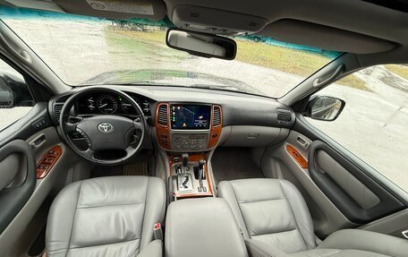 Toyota Land Cruiser 100 рестайлинг 2, 2006 год, 1 700 000 рублей, 11 фотография