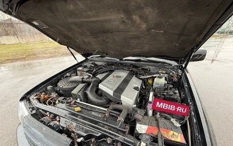 Toyota Land Cruiser 100 рестайлинг 2, 2006 год, 1 700 000 рублей, 14 фотография