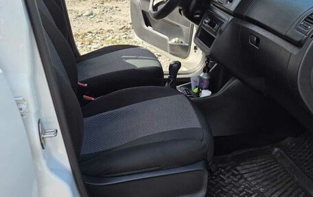 Skoda Fabia II, 2013 год, 680 000 рублей, 5 фотография