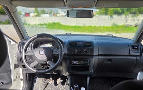 Skoda Fabia II, 2013 год, 680 000 рублей, 10 фотография