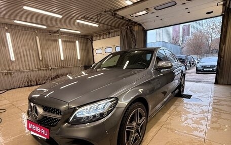 Mercedes-Benz C-Класс, 2018 год, 3 100 000 рублей, 6 фотография