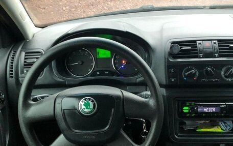 Skoda Fabia II, 2012 год, 750 000 рублей, 4 фотография