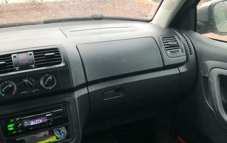 Skoda Fabia II, 2012 год, 750 000 рублей, 7 фотография