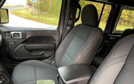 Jeep Wrangler, 2019 год, 3 399 999 рублей, 16 фотография